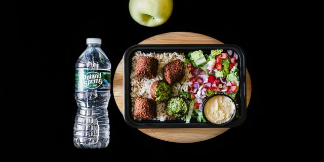 Falafel Boxed Lunch with Pita Bread