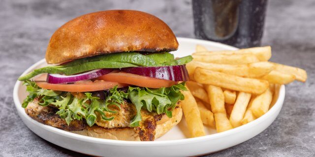 Chipotle Chicken Sandwich Combo