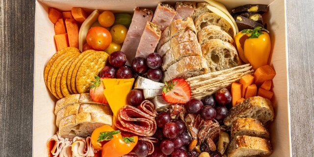 Classic Picnic Box